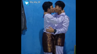 Gay Indonesia | cosplay pake baju adat