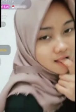 Sherly Seleb Hijab Viral