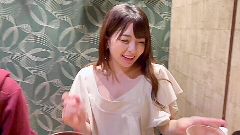 SEX目的で同窓会に参加する欲求不満妻！452wwwwwww
